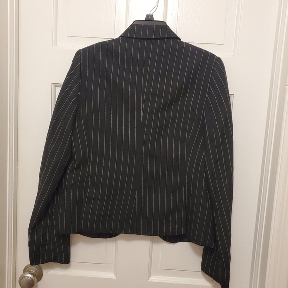 H&M Black & White Striped Linen Blazer Career, Casual Size 8 - Picture 3 of 11
